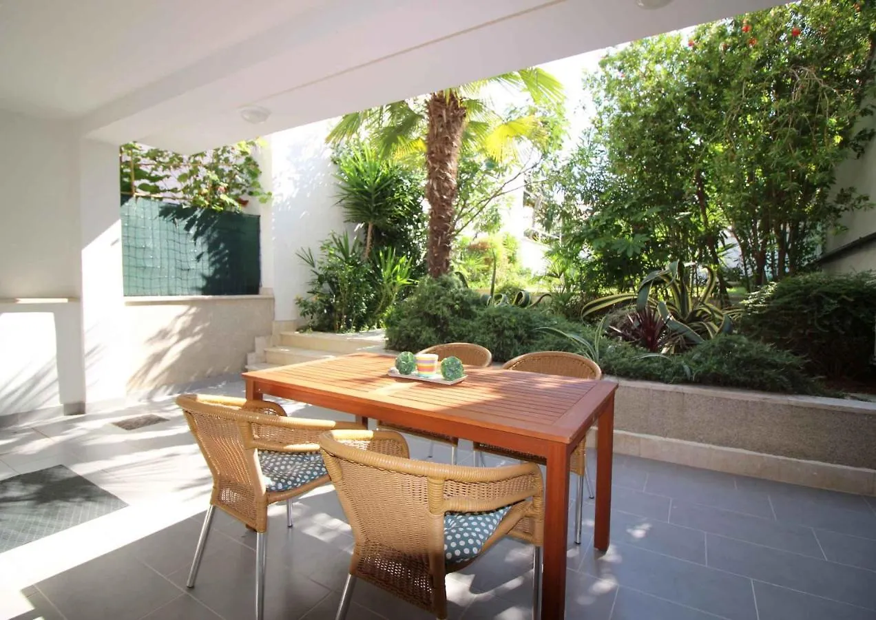 Apartment In Porec - Istrien 42143